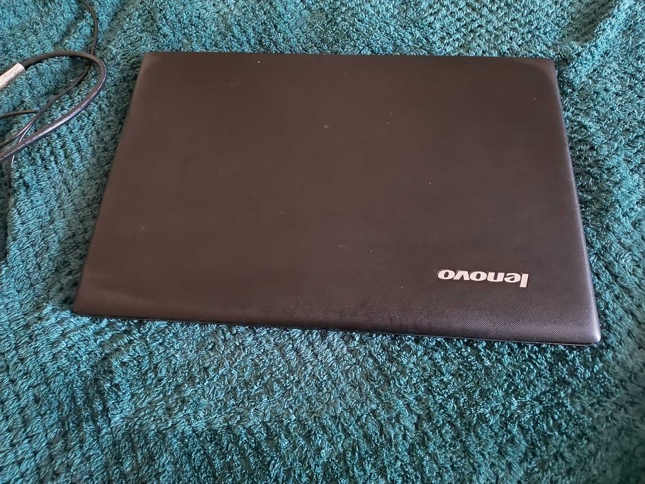 Laptop Lenovo Intel(R) Core i3-5005U CPU 2.00 GHz