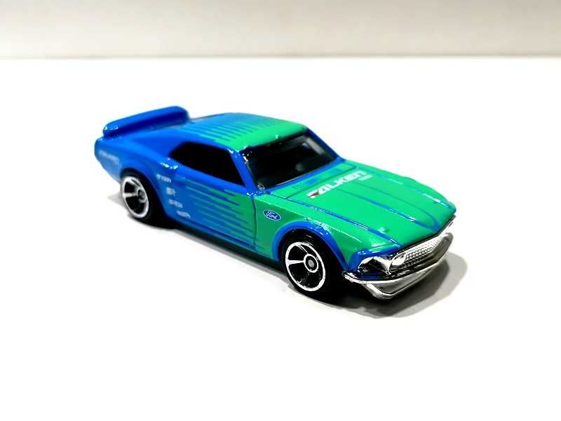 Hot Wheels 69 Ford Mustang Falken