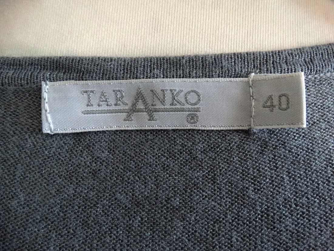 Sweter Taranko Jedwabny Zdobiony Szary Dekolt w Serek