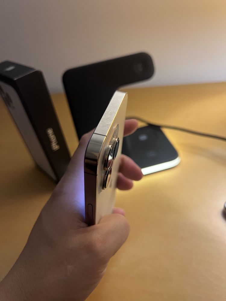 Iphone 13 pro dourado