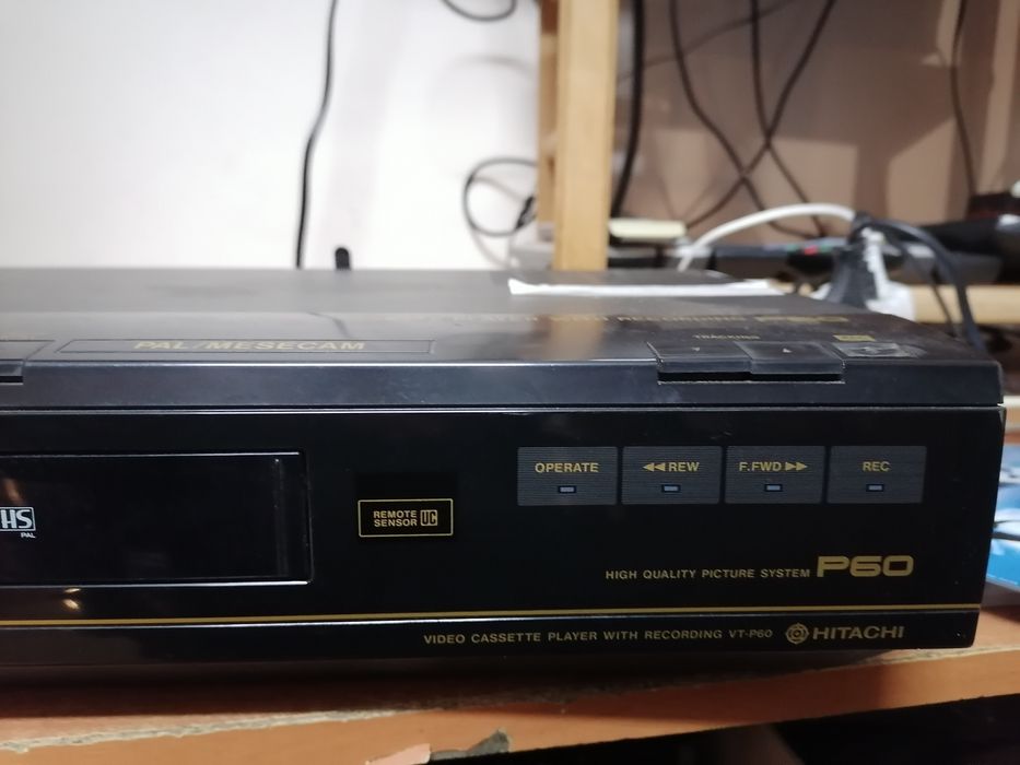 Odtwarzacz VHS HITACHI VT-P60