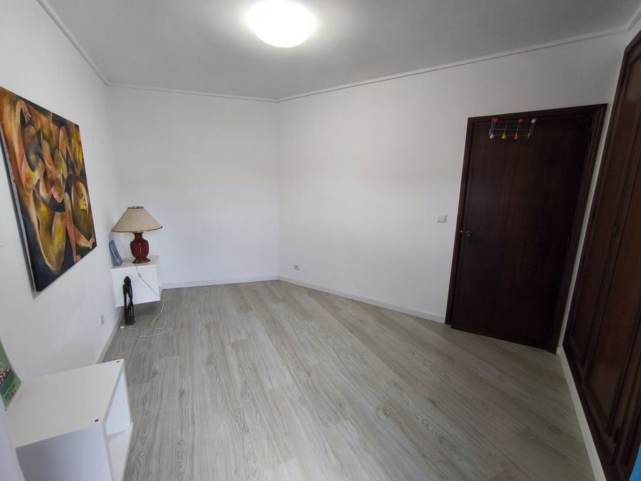 Quarto Aveiro perto Estação