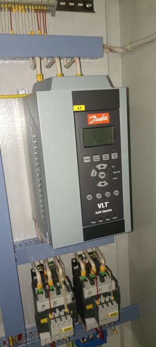 Пристрої плавного пуску Danfoss.