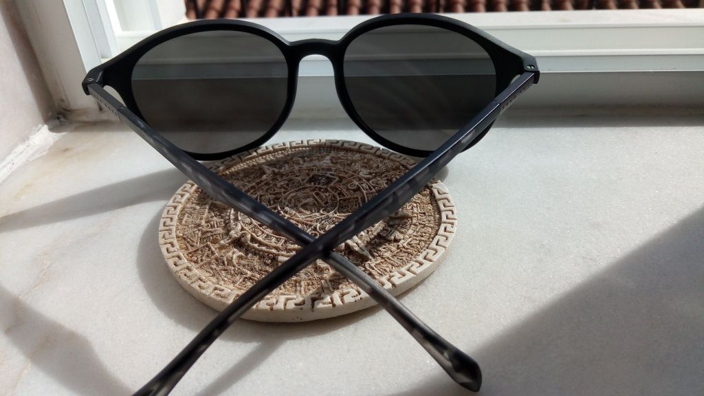 Óculos espelhados Hugo Boss