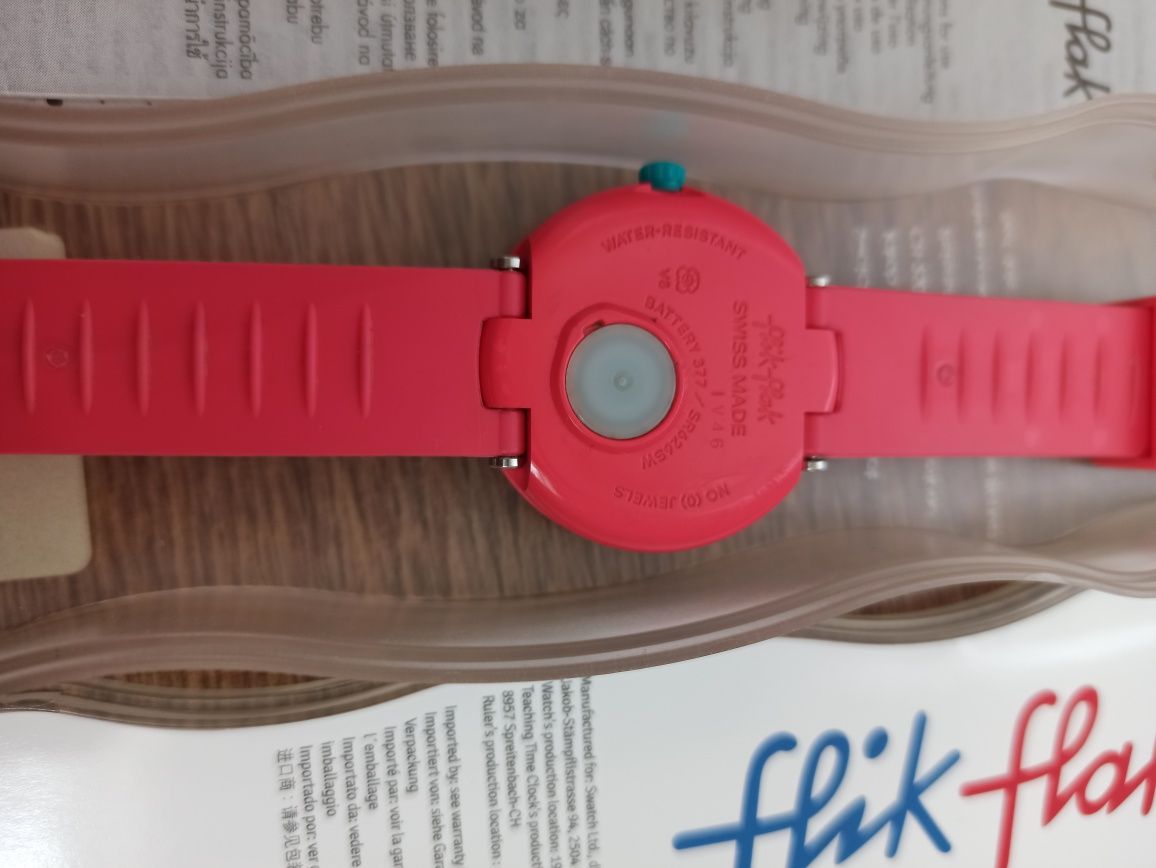 Детские швейцарские часы Flik-Flak.