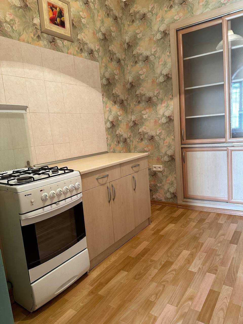 Продам 2-х комнатную квартиру возле моря. Парк  Шевченко. ул.Канатная