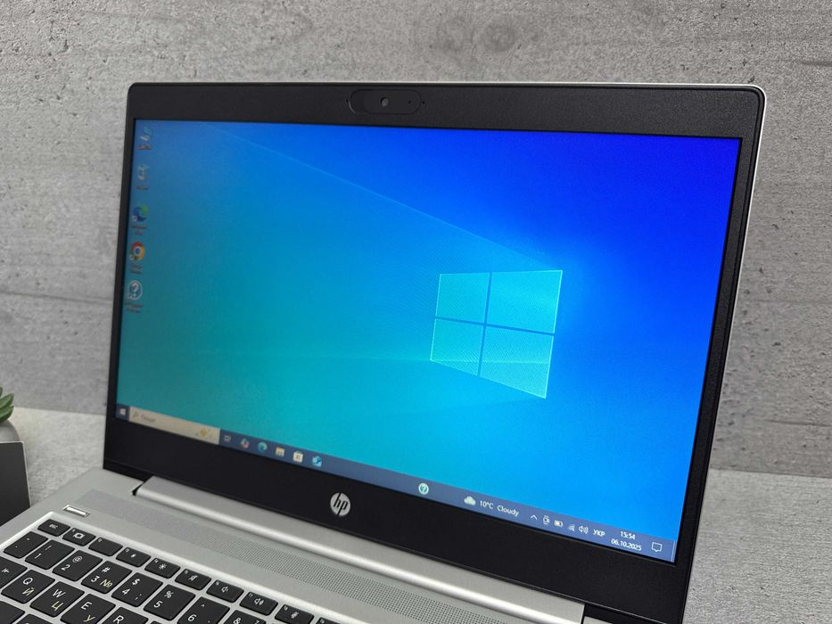 128gb ssd 8gb ddr4 Стильний ноутбук Hp mt22 Celeron 5205u