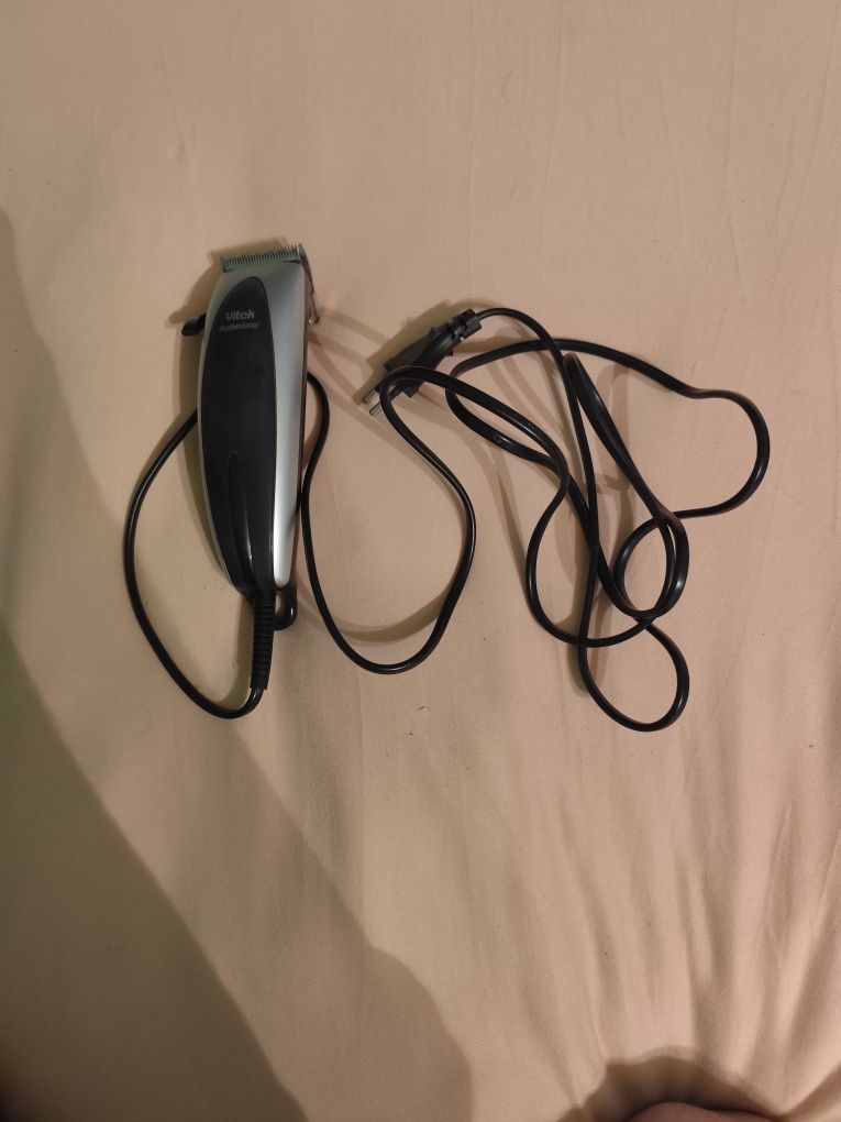 Машинка для стрижки Vitek vt-1362 bk