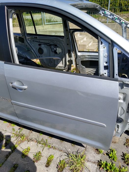 Drzwi VW Touran prawe przód tył lewe oryginał LA7W