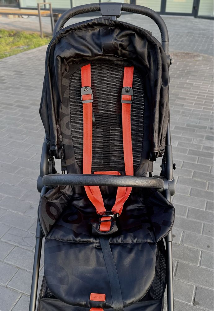 Прогулянкова коляска Cybex Melio Street