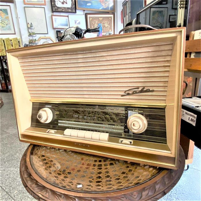 Radio Antigo Madeira Saba Villingen 100