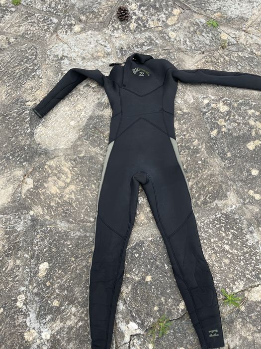 Fato de surf absolute tamanho12 bilabong