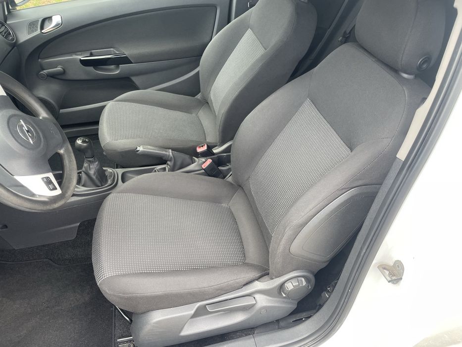 Opel Corsa 1.2 16v lift ładny stan