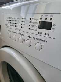 Máquina de Lavar Roupa (Samsung)