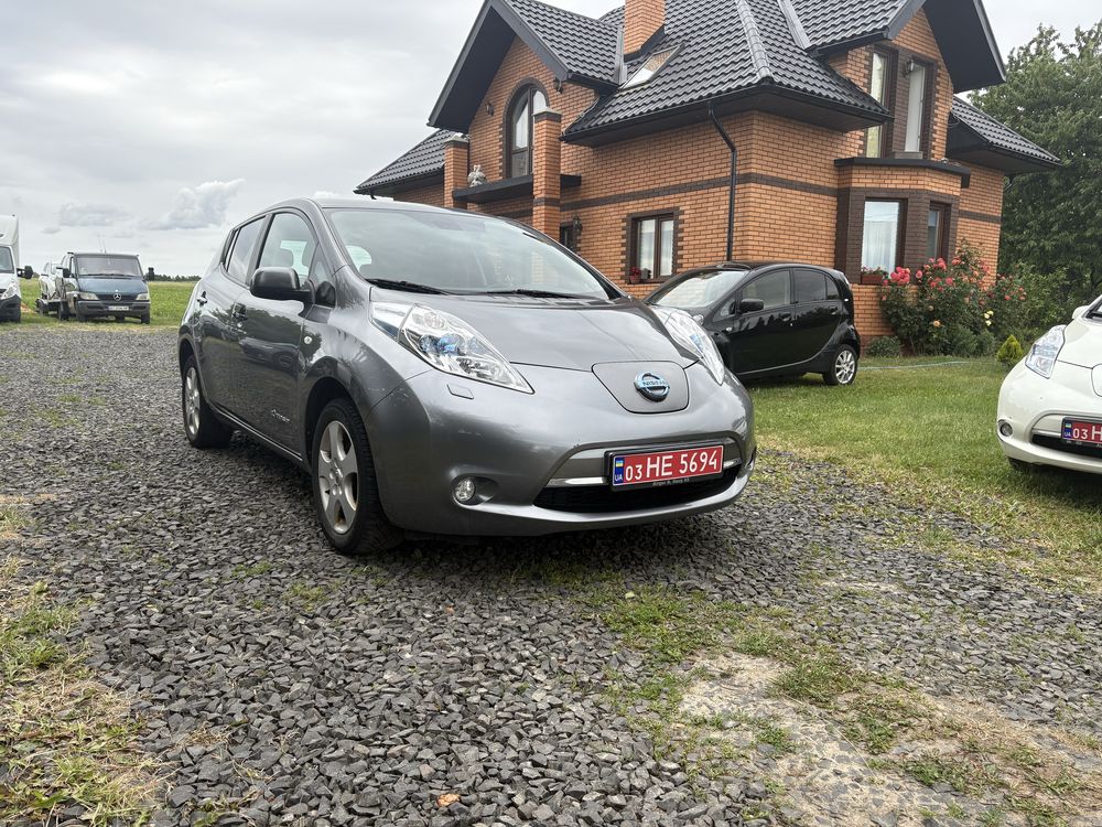 Nissan Leaf 2014