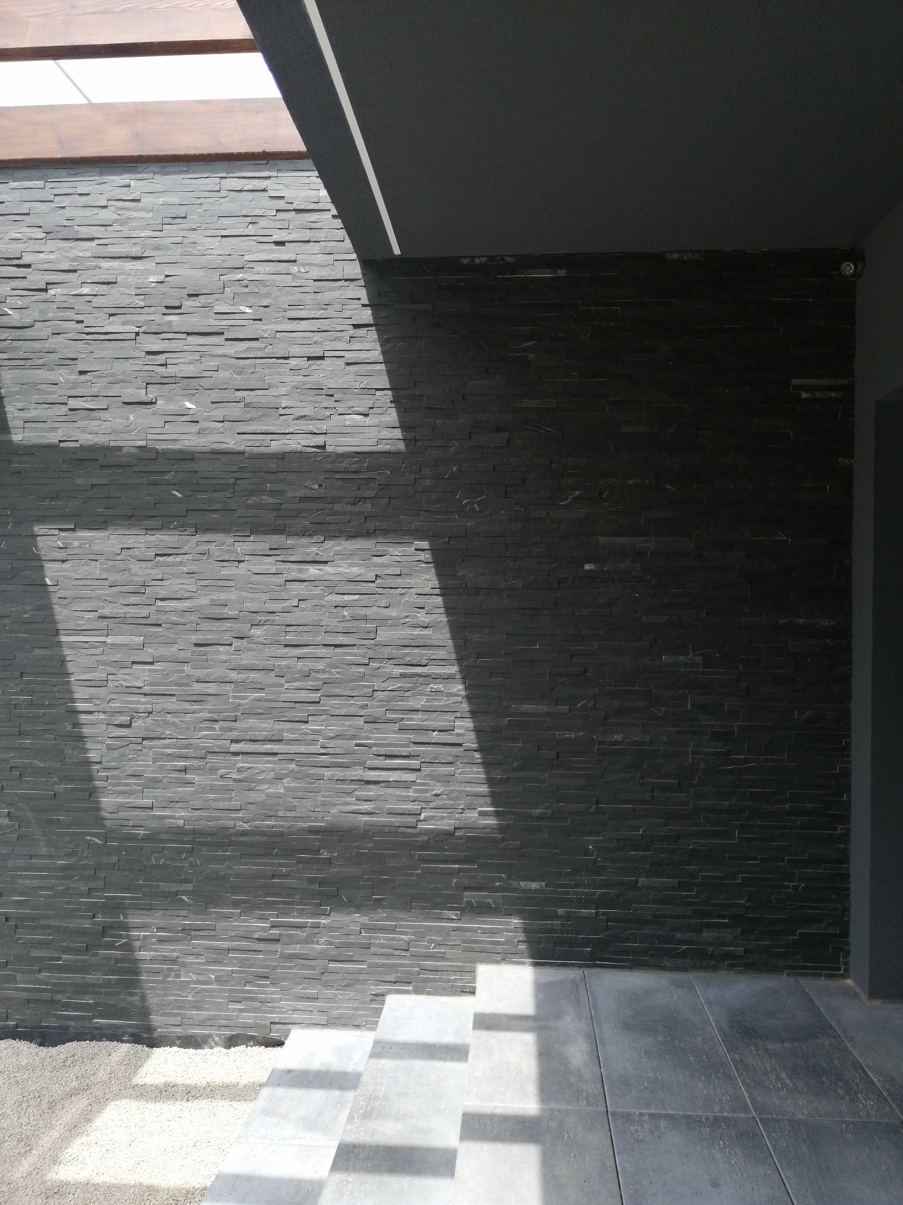 Panel ścienny Łupek Black 10x36"Z" Kamień elewacyjny Cokół Ściana