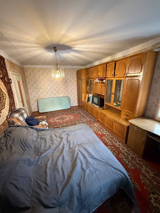 Продаж одно кімнатноі чешки по вул. Комарова 40А