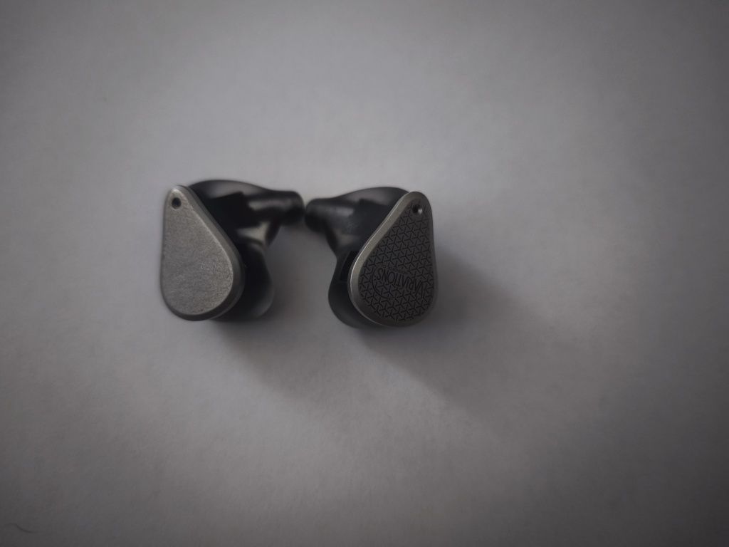 Moondrop Variations 
?