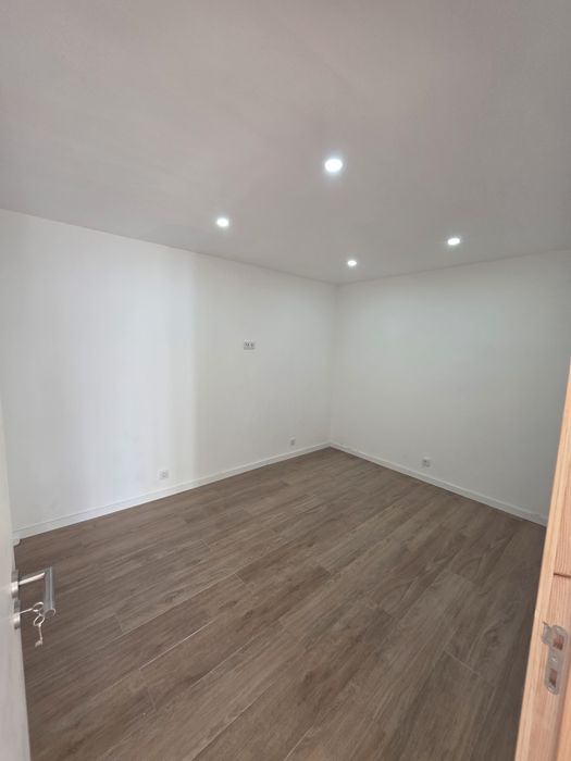 anexo / apartamento T2 despesas incluídas