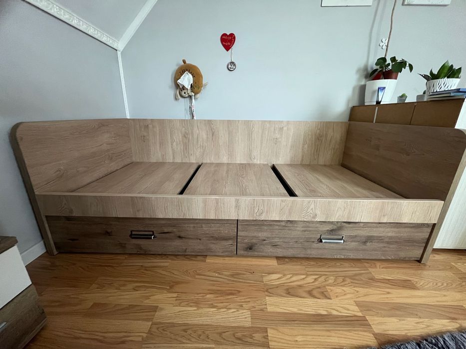 Sprzedam łóżko jednoosobowe, bardzo dobry stan