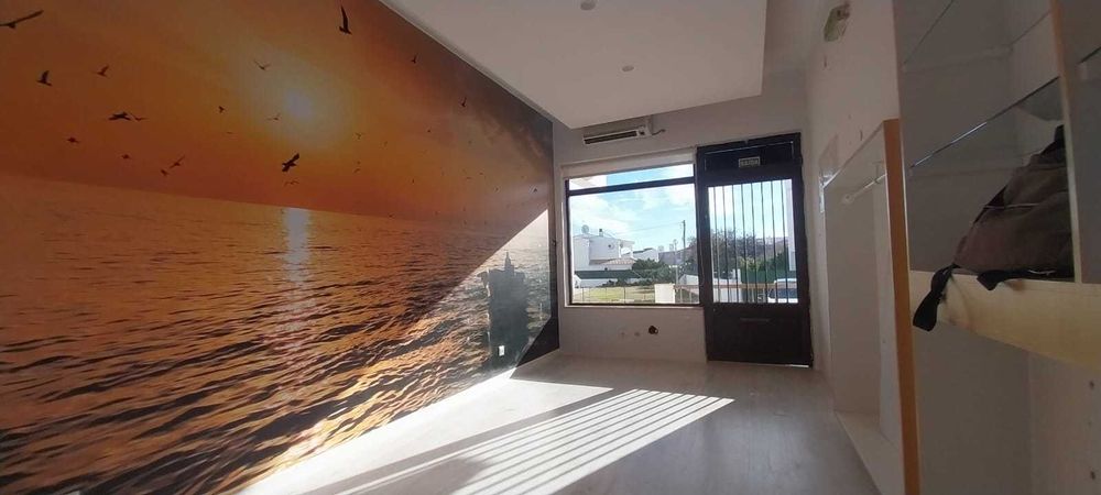 Loja para Arrendamento - ALBUFEIRA