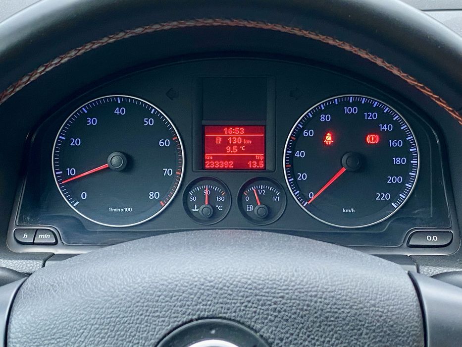 Volkswagen Golf5 GOAL 1.4mpi + газ 59 kw