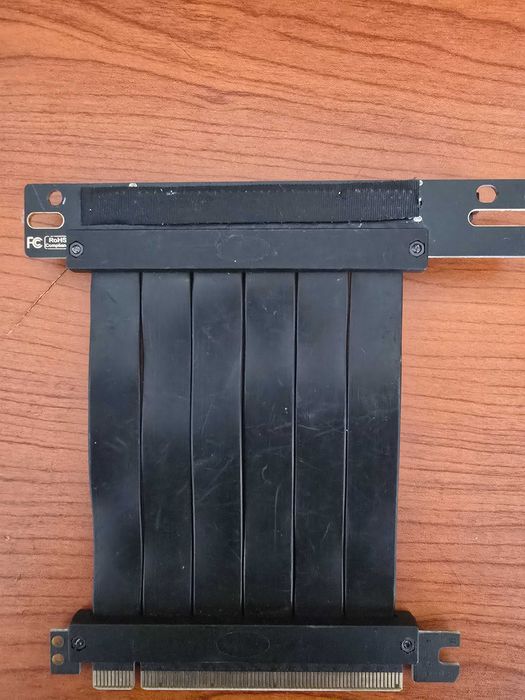 PCIE Riser 3.0 x16.