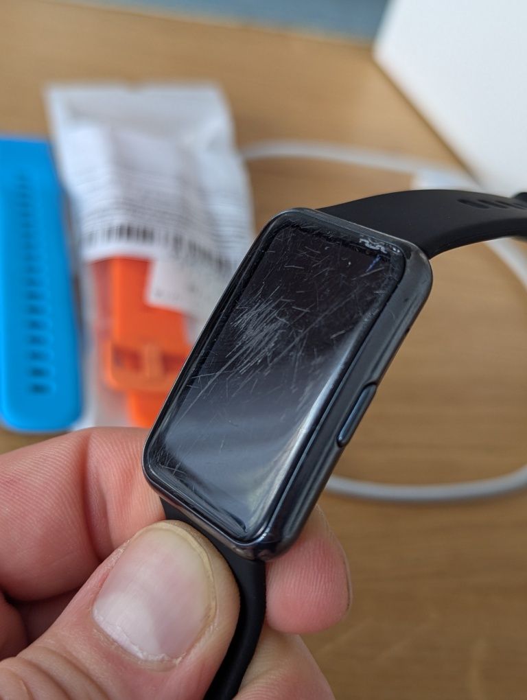 Huawei watach fit czarny zniszczony smartwatch zegarek + opaski
