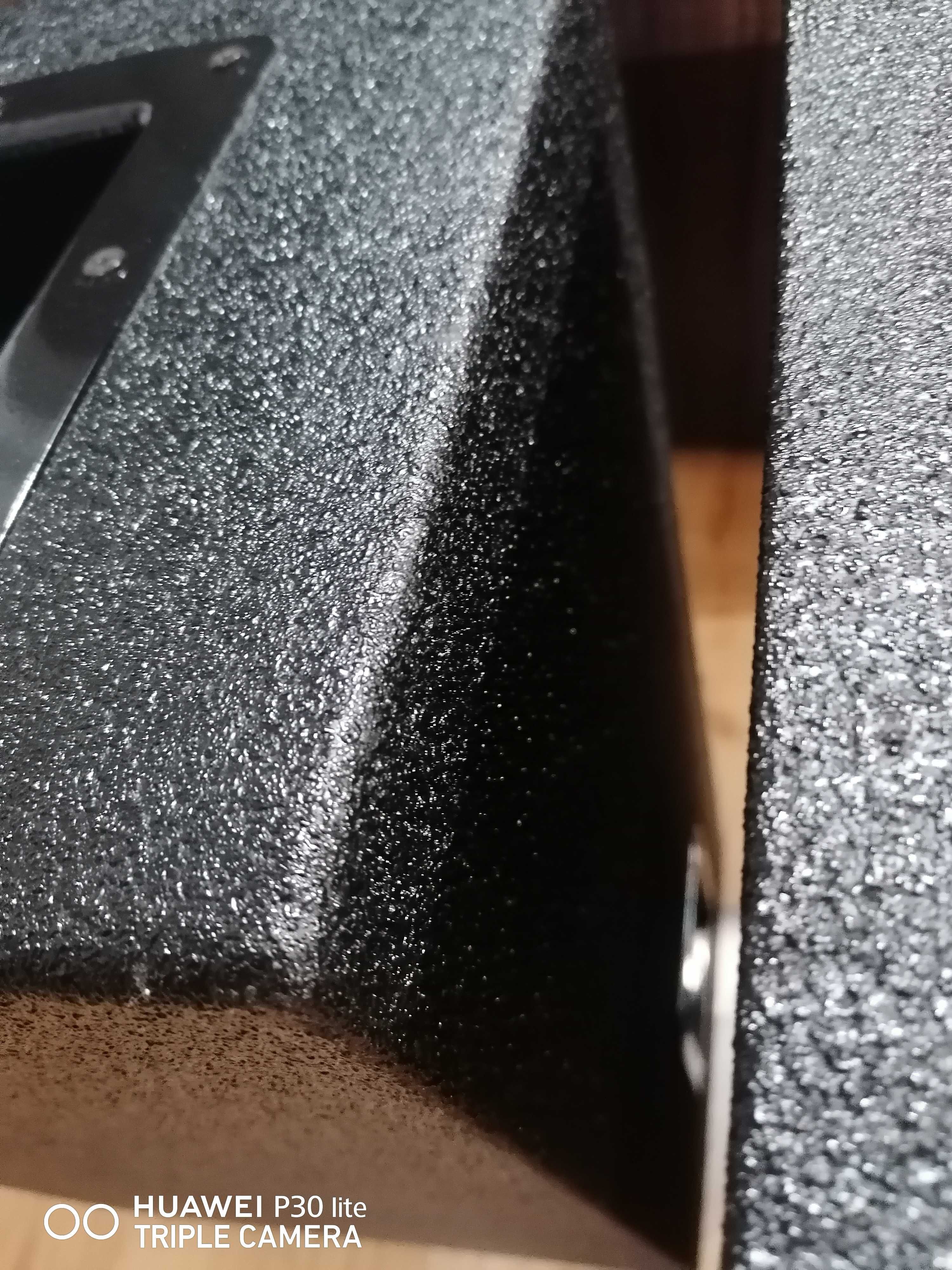 Sprzedam obudowy 10" + driver 1,4 /2  Na innej aukcji głośnik Eminence