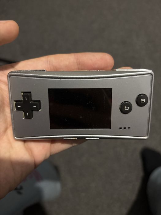Gameboy micro + 3 gry