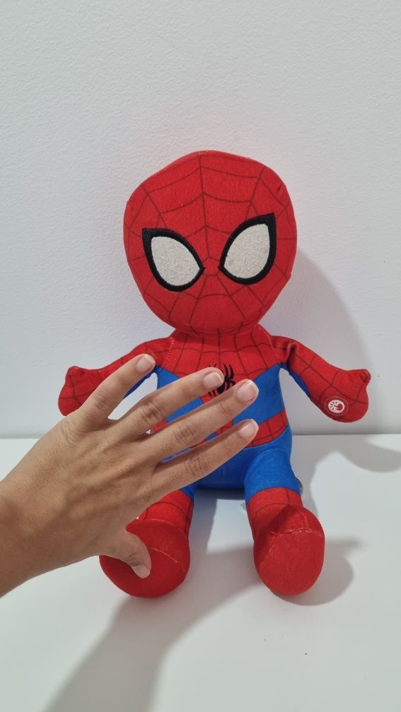 Peluche Homem aranha