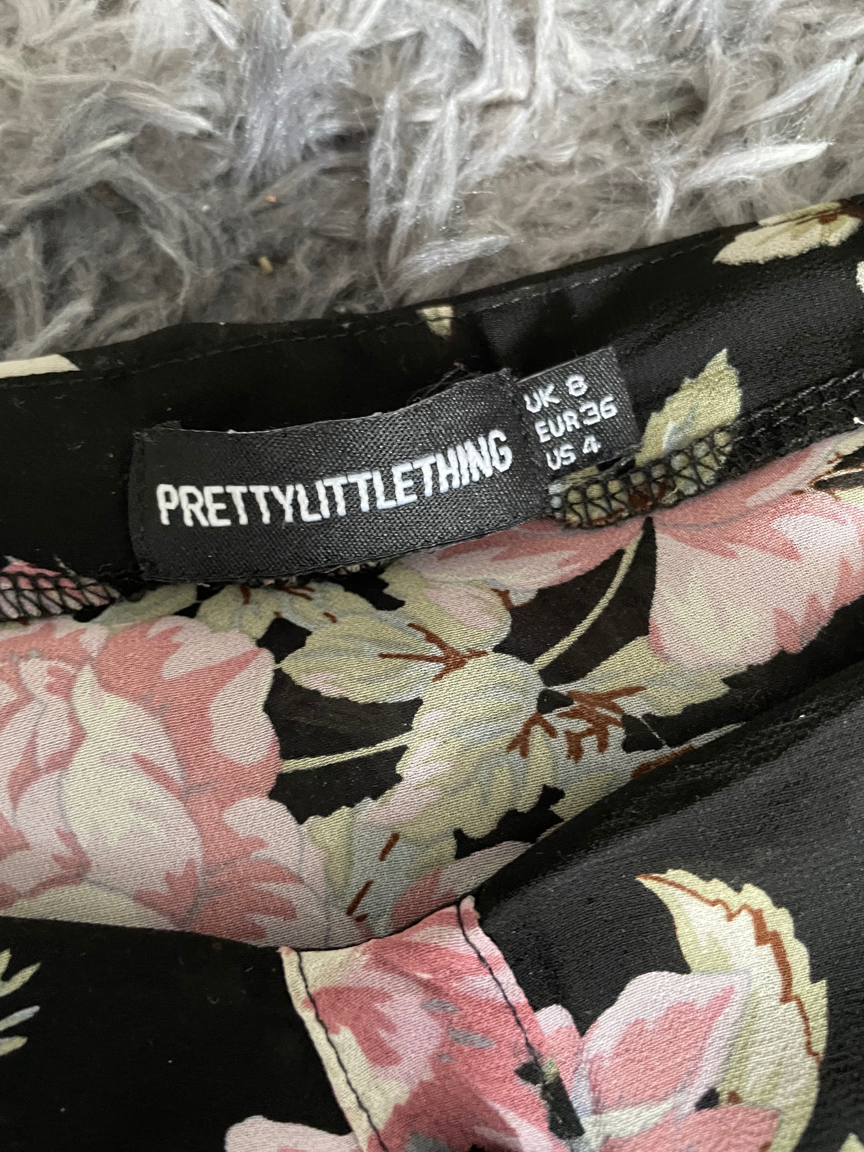 Романтична блуза PrettyLittleThing