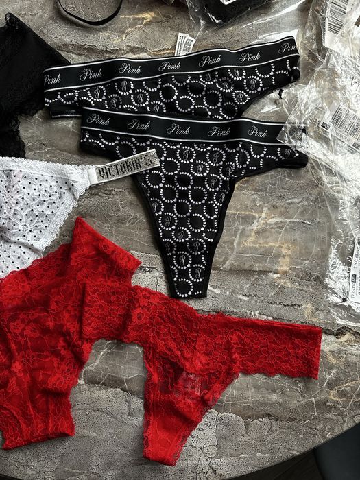 трусики бюст Victorias Secret