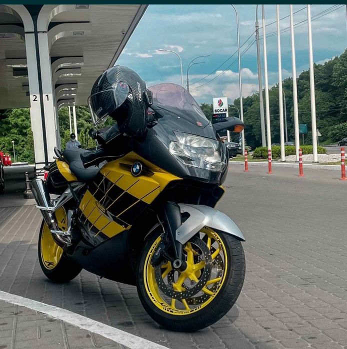 Продам  BMW k1200s по запчастинам