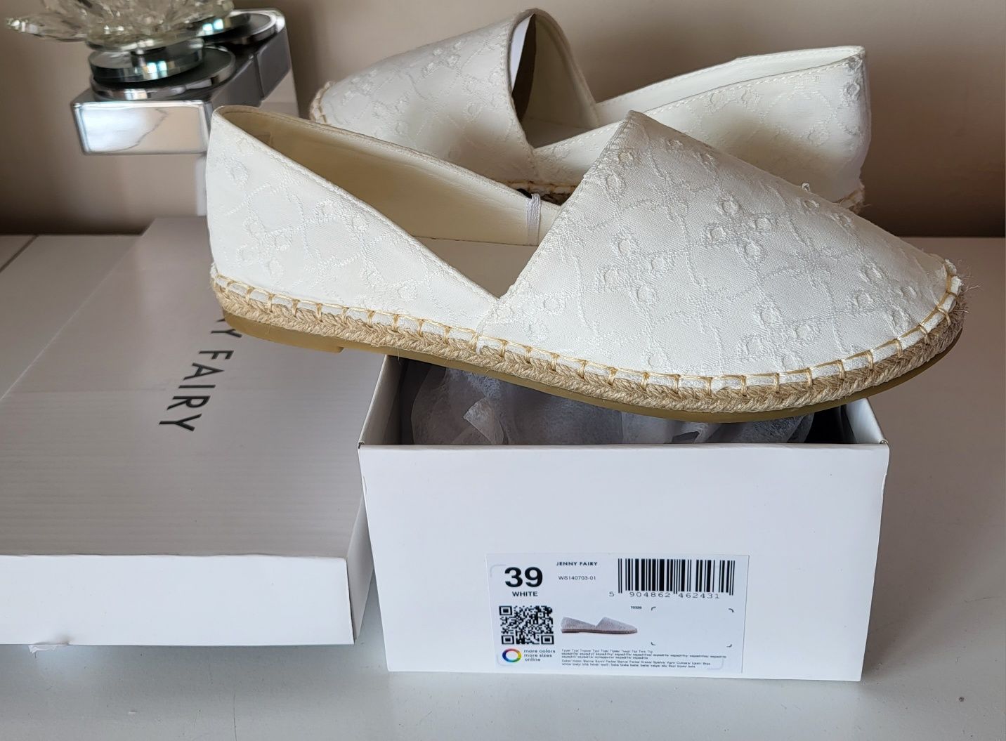 Espadryle buty półbuty nowe Jenny Fairy 39