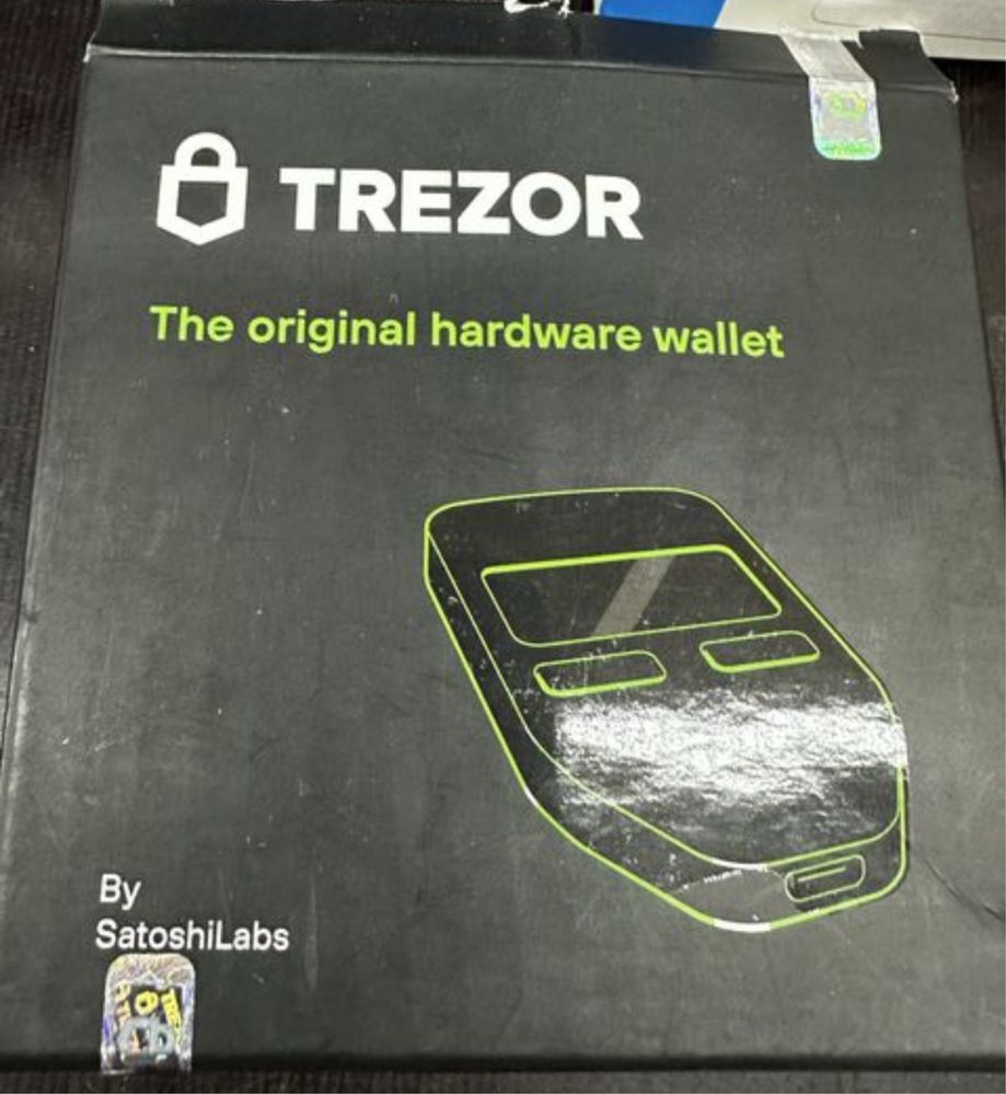 Апаратний криптокошелик Trezor One