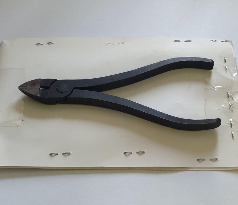 Бокорезы (кусачки) с твердосплавными напайками прямые