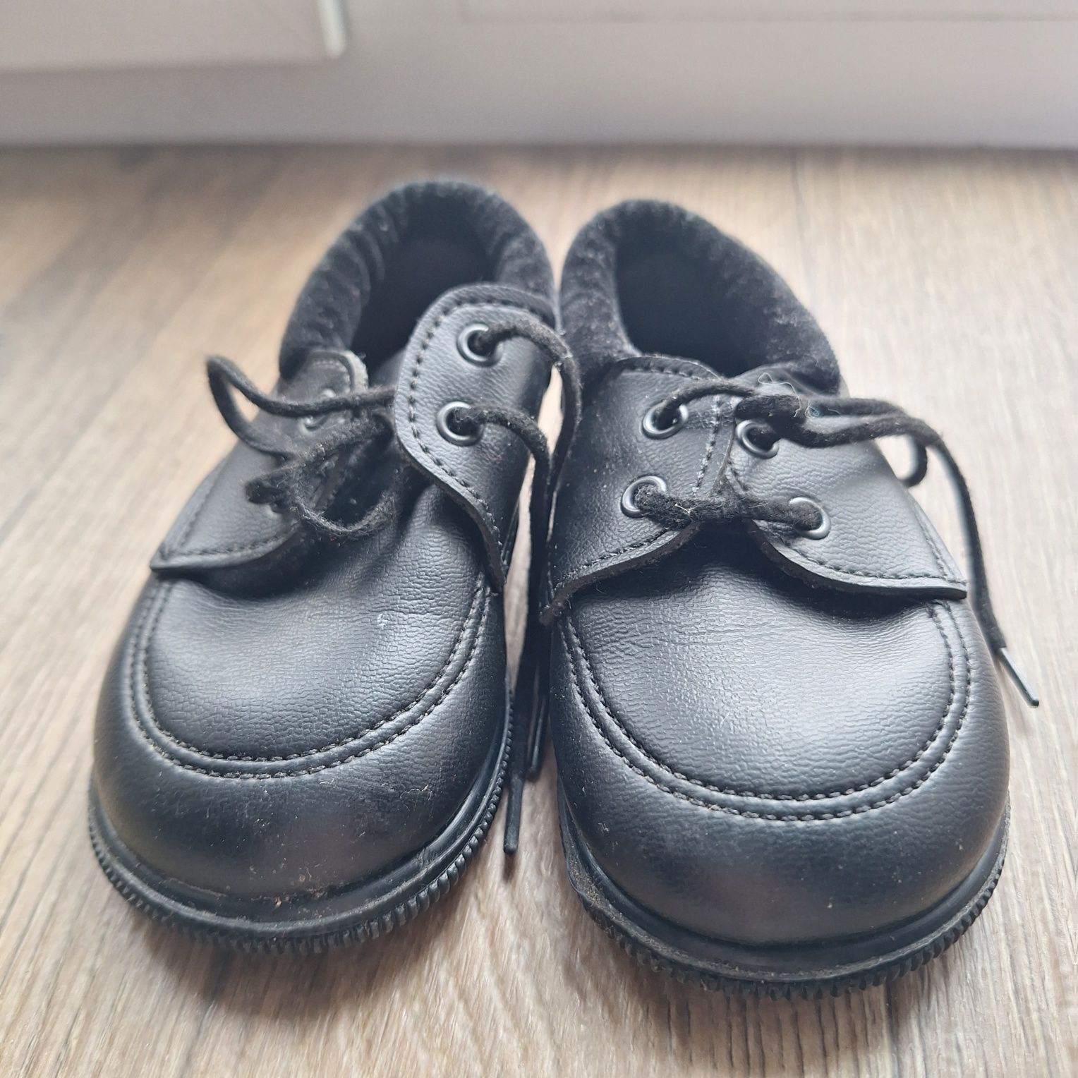Дитячі чорні черевики