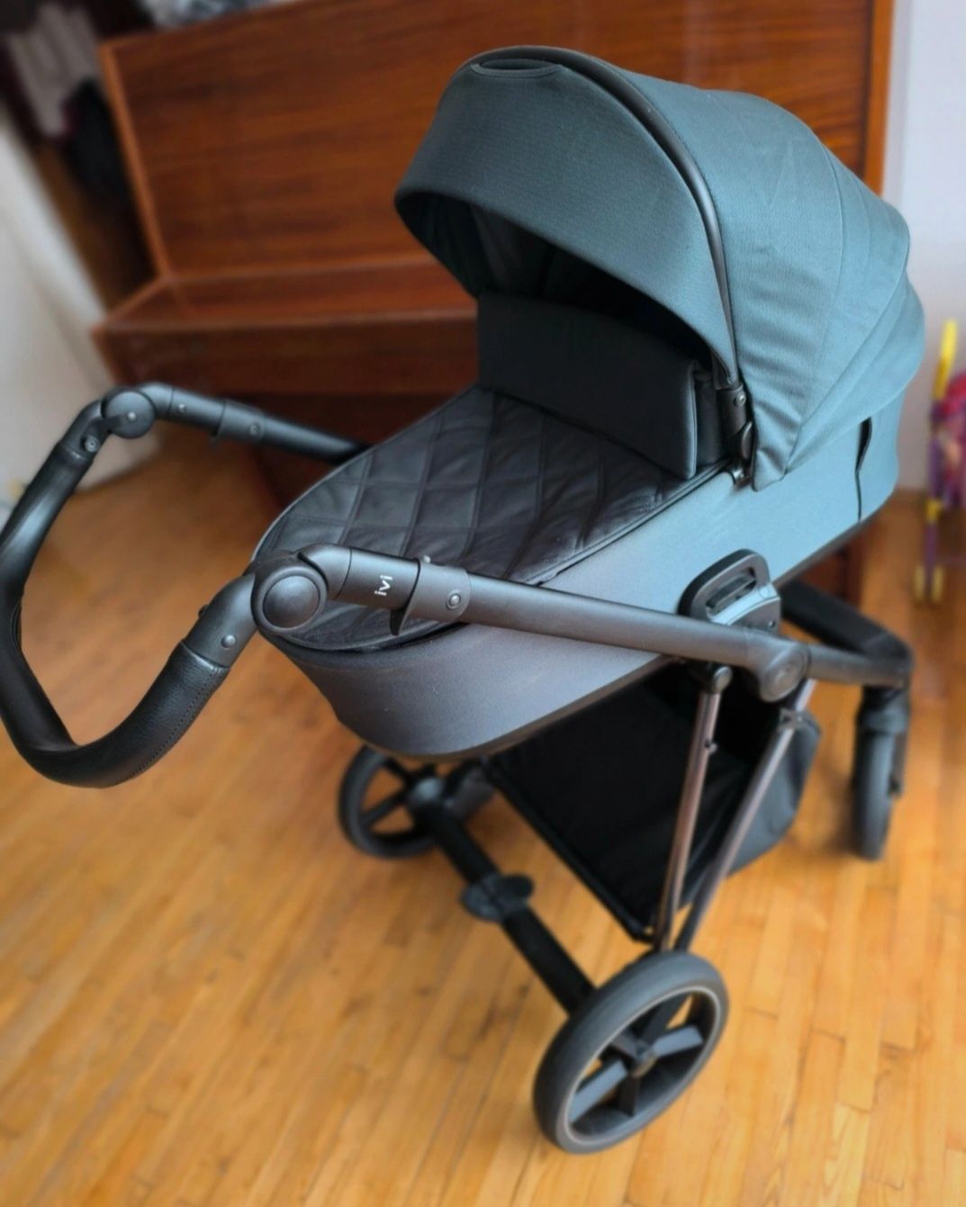 Wózek 2w1 Roan IVI 2.0