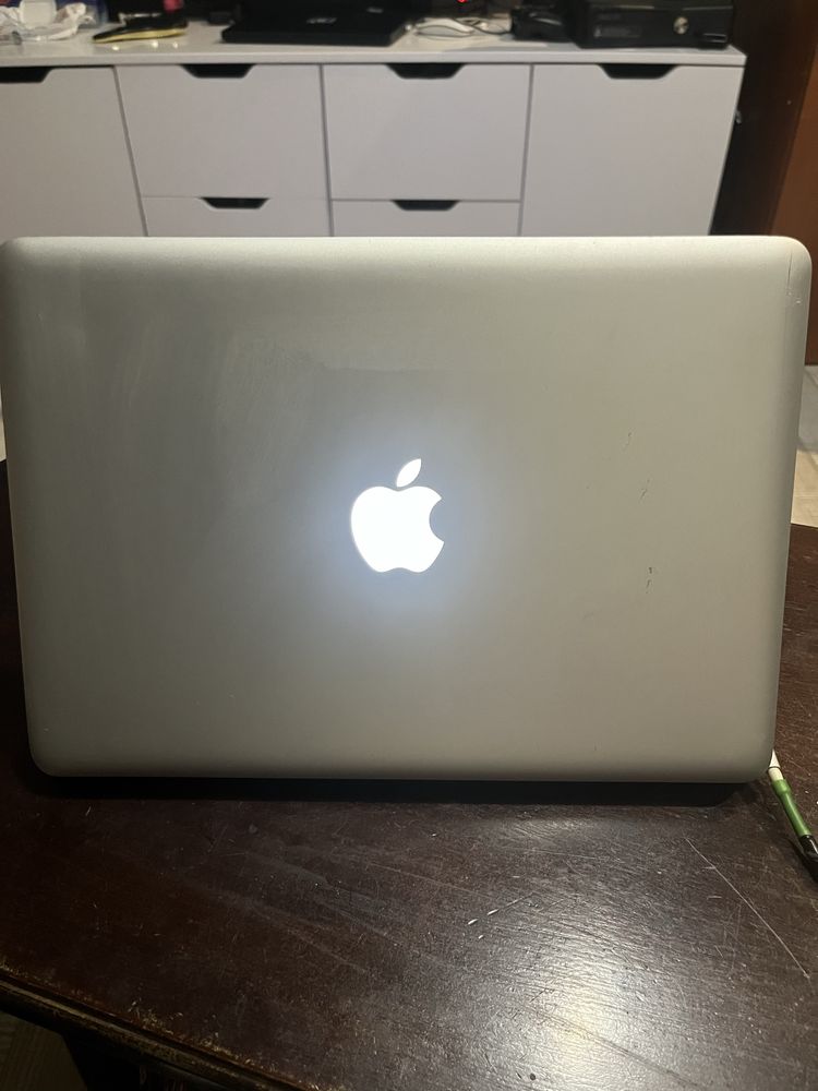 Ноутбук MacBook Pro 13 (2012)