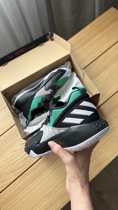 Кросівки чоловічі Adidas Dame оригінал нові в коробці