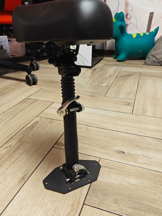 электросамокатов Сиденье универсальное для двухмоторных !!