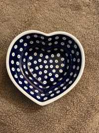 Miska miseczka w kształcie serca serce ceramika Bolesławiec