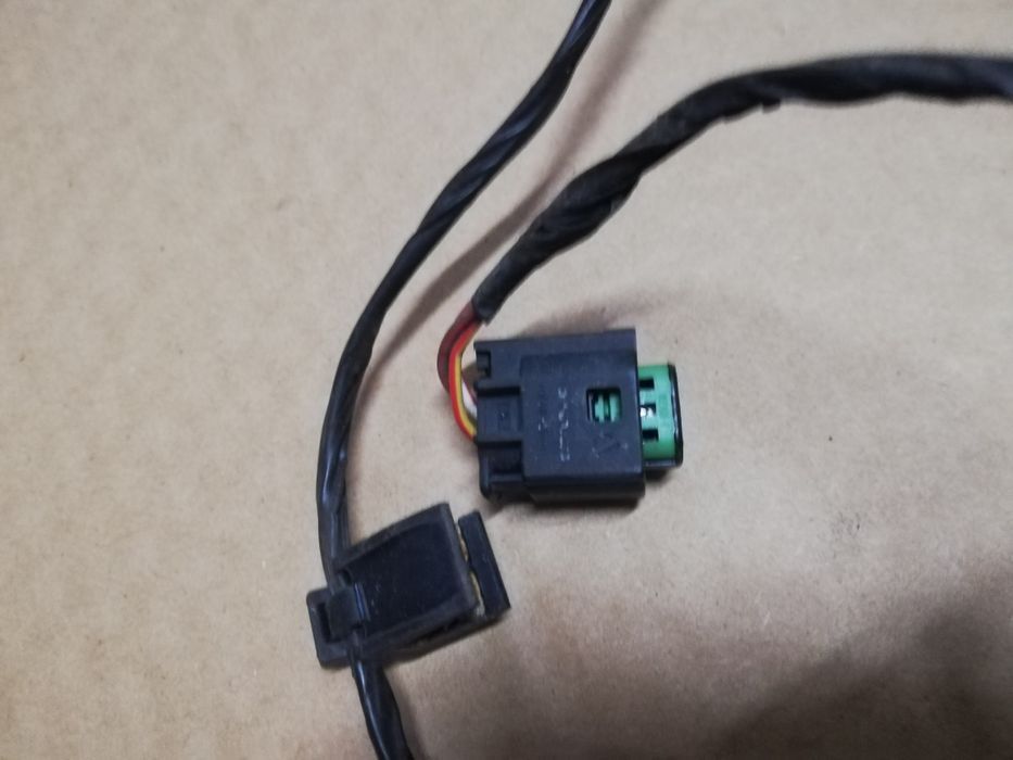 Instalacja wiązka czujników parkowania PDC przód Ford C-max mk1 lift