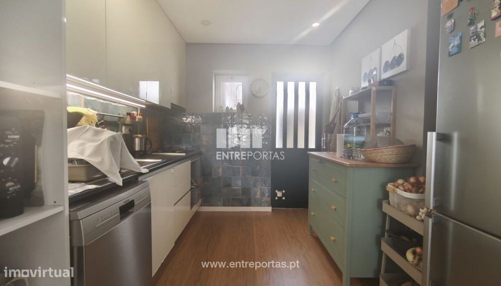 Venda de Andar Moradia T3, Monserrate, Viana do Castelo