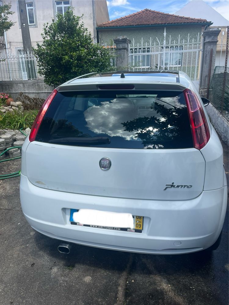Punto Sport com Teto Panoramico