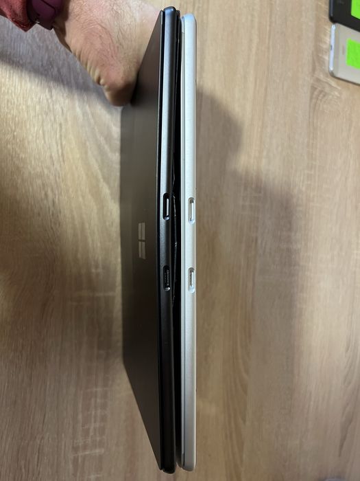 Microsoft surface pro 8 1983 256 gb