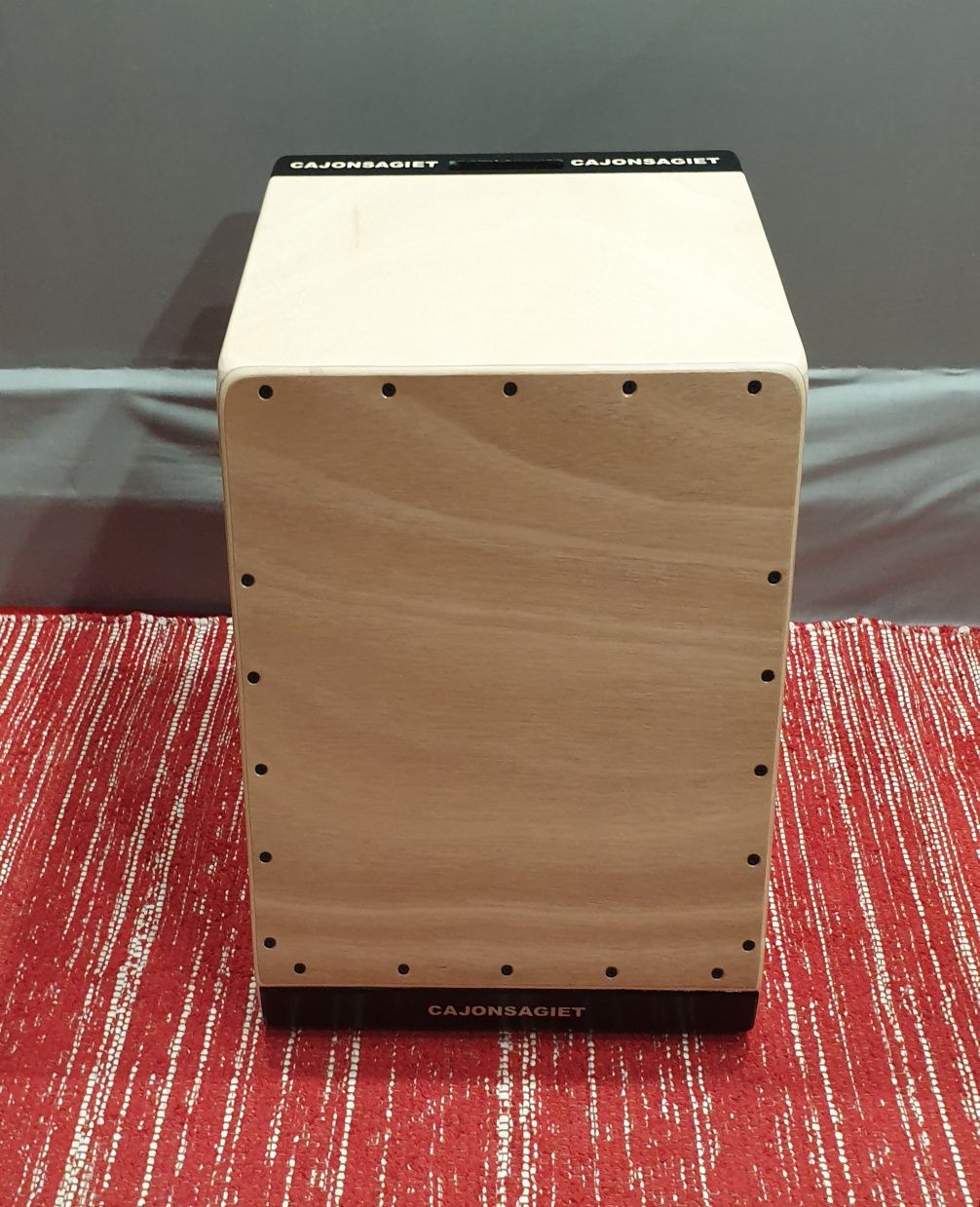 Cajon flamenco inclinado