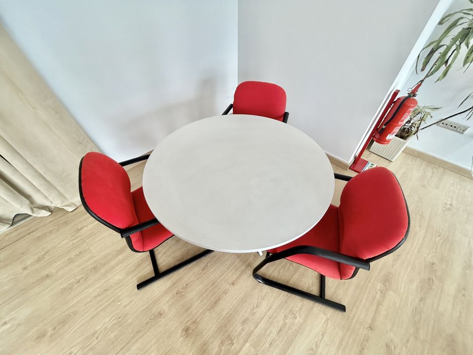 Mesa escritorio c/ 3 cadeiras
