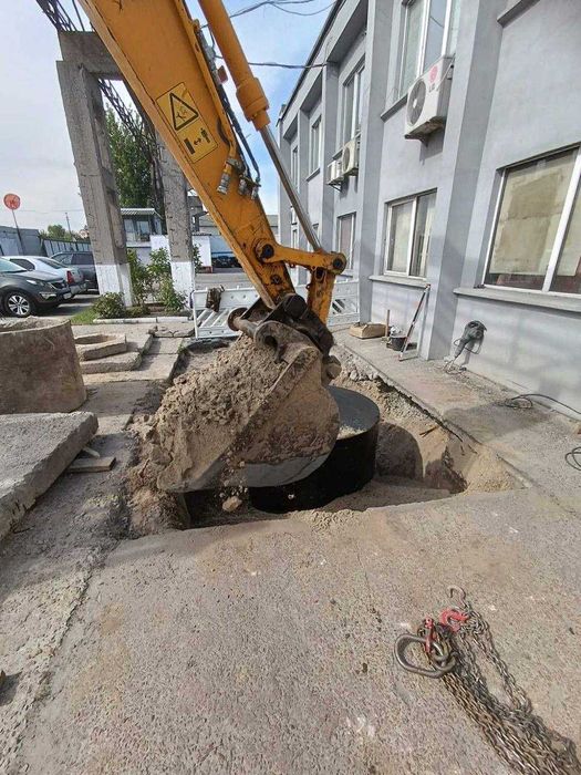 Проколи під дорогою / Водопровідні та каналізаційні роботи